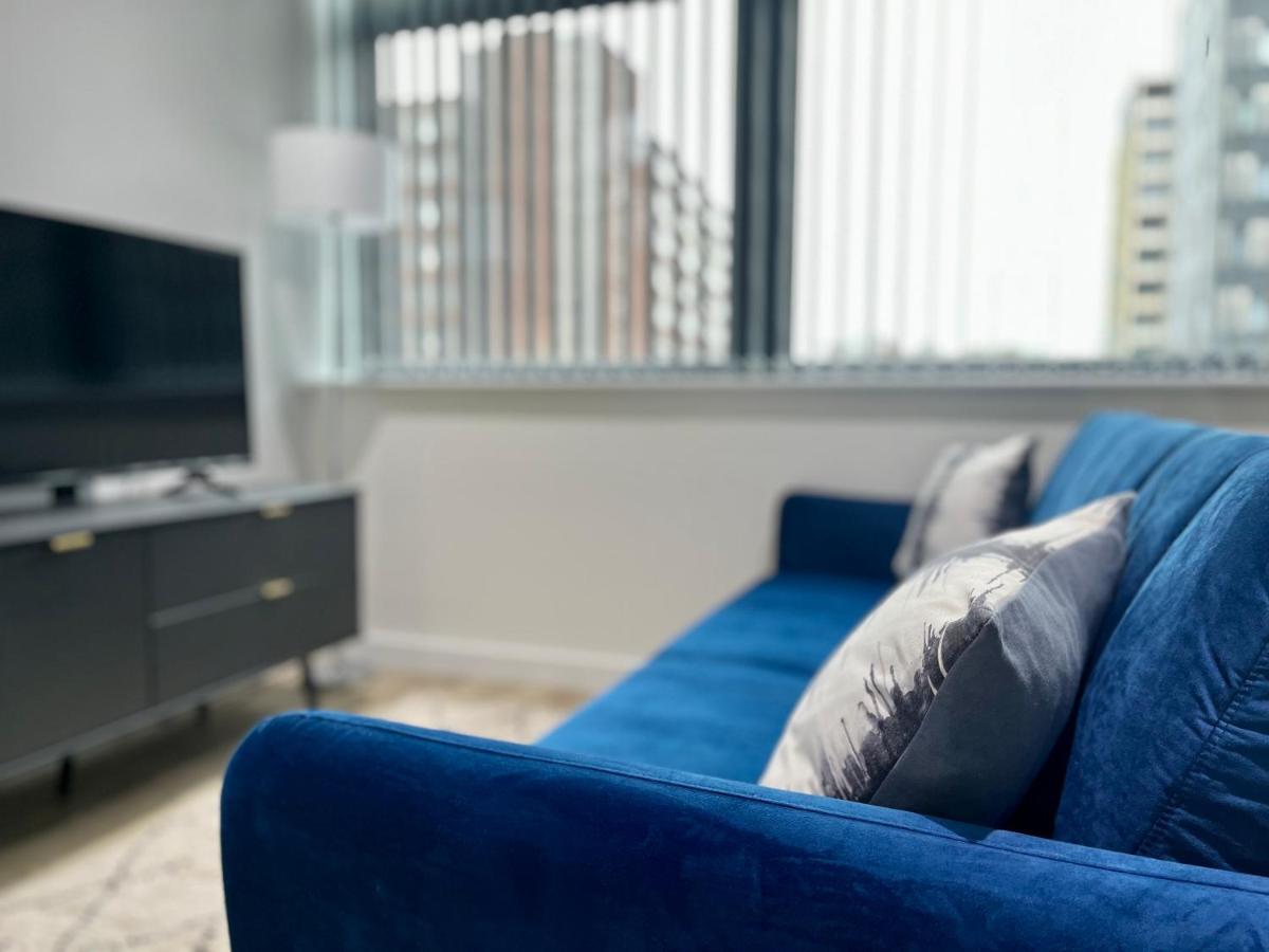 Lovely Studio Apartment With Free Parking Included! 맨체스터 외부 사진